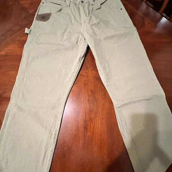 Wrangler Riggs Workwear size 34x30 Carpenter pants khaki. - Picture 4 of 6
